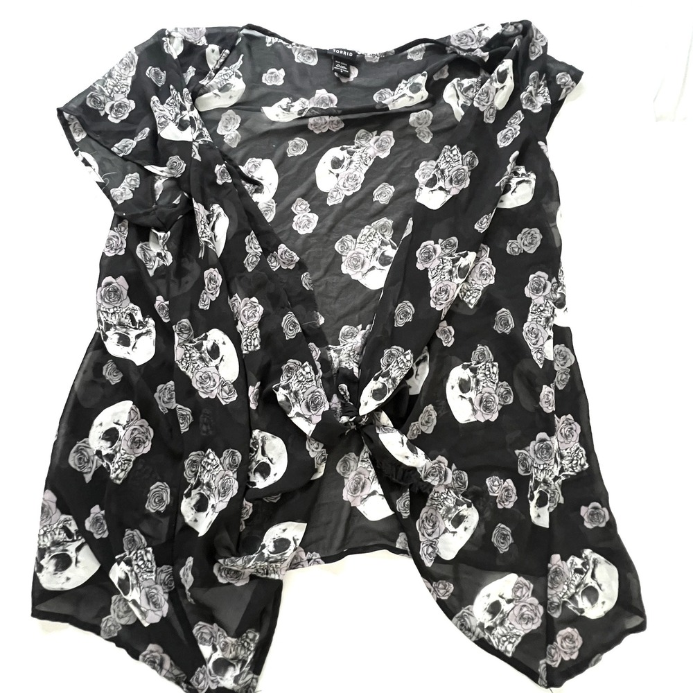 Torrid Skull Rose Floral Sheer Kimono Top Womens Size 3 Black Gothic Plus Size
